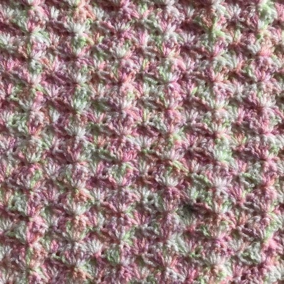 Handmade Crotchet Baby Blanket - Picture 2 of 4